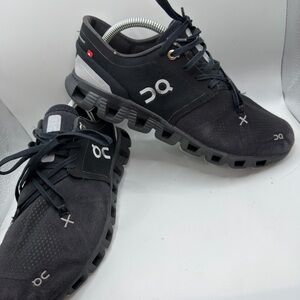 On Running Men's Black and Gray Sneakers